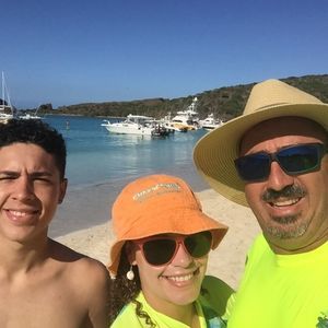 Meet your Posher, Andres